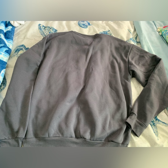 Dark Gray Fall Sweatshirt size large - Picture 4 of 5